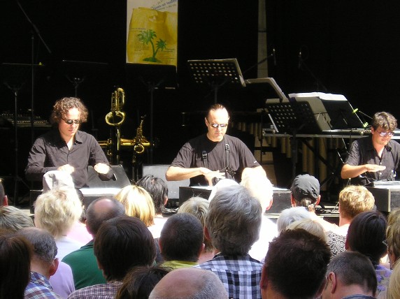 Frankfurt: Jazz im Museum 2006, BL!NDMAN mit MUSIQUE DE TABLES