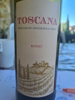 Villa Nova - vino rosso from our host